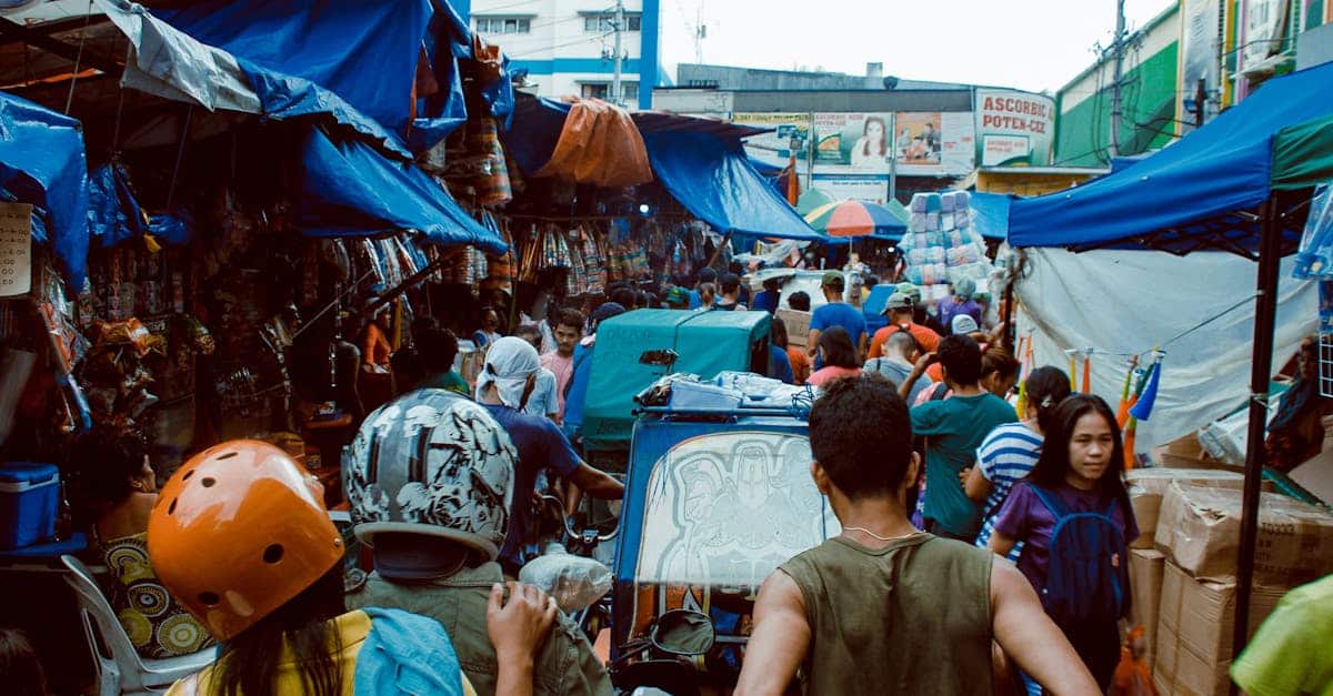 découvrez comment les 'locals' influencent votre expérience de voyage, en vous offrant des conseils authentiques, des recommandations de lieux cachés et des interactions enrichissantes dans votre destination. plongez au cœur de la culture locale et vivez des moments inoubliables.